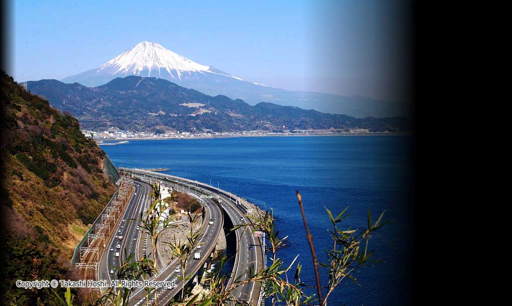 静岡市の薩埵峠の写真です