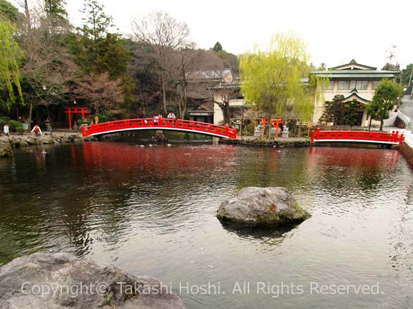 稲荷神社と厳島神社