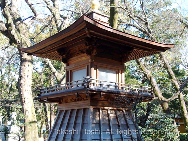 大井神社の常夜燈籠