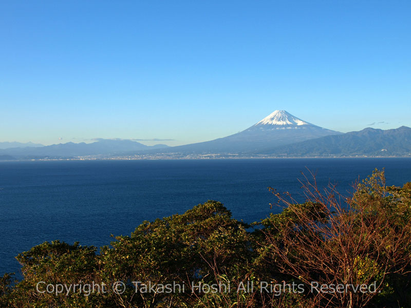 出逢い岬から望む富士山