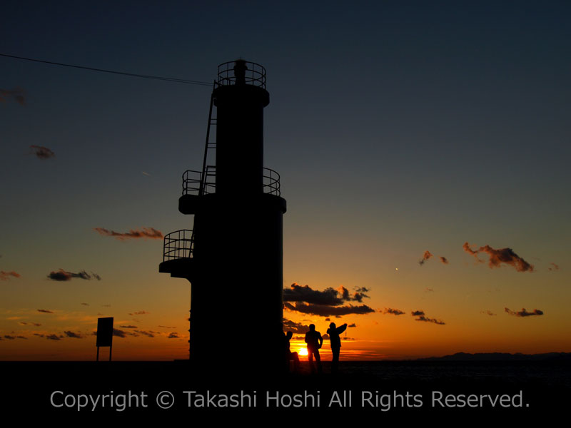 戸田灯台の夕陽