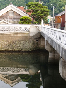 那賀川と、ときわ大橋
