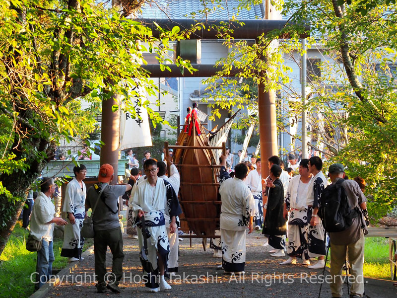 大江八幡宮の御船神事の還御