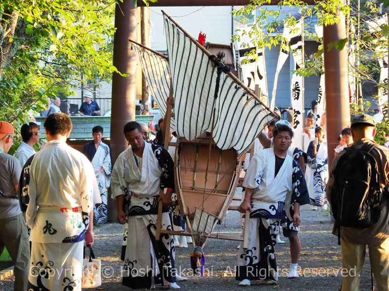 大江八幡宮の御船神事