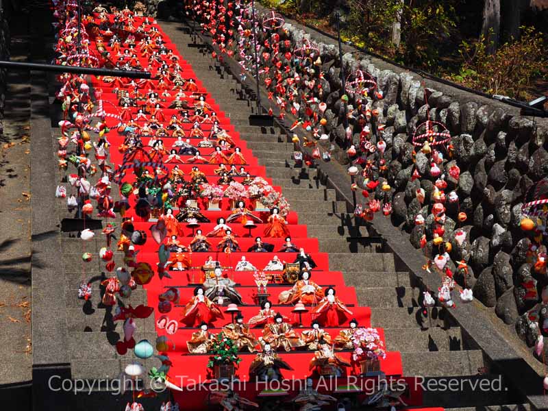 日本一118段の素盞鳴神社雛段飾り