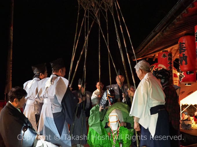 日向の七草祭の駒んず（こまんず）