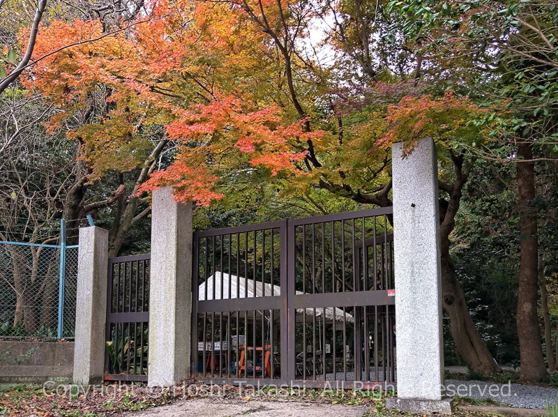 古谿荘 大門