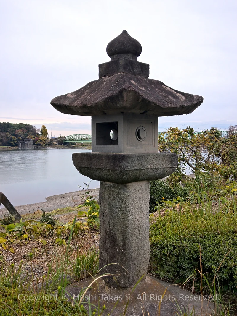 渡船「上り場」常夜燈
