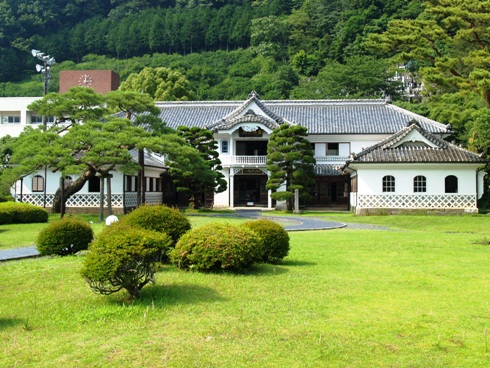 岩科学校