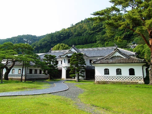 岩科学校