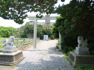 石室神社の鳥居