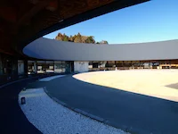 さがら子生れ温泉会館