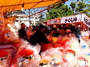 毘沙門天大祭 だるま市