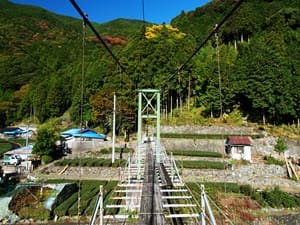 渡の吊橋